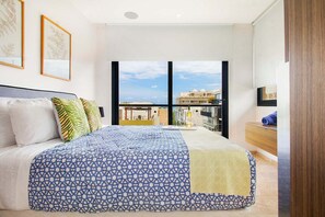 3 Schlafzimmer, Schreibtisch, Bügeleisen/Bügelbrett, kostenloses WLAN