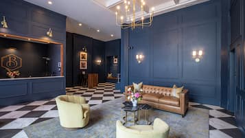Sala de estar en el lobby