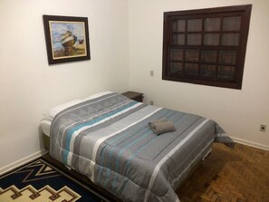 3 bedrooms, WiFi, bed sheets