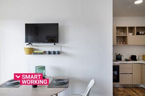 Fridge, oven, coffee/tea maker, cookware/dishes/utensils