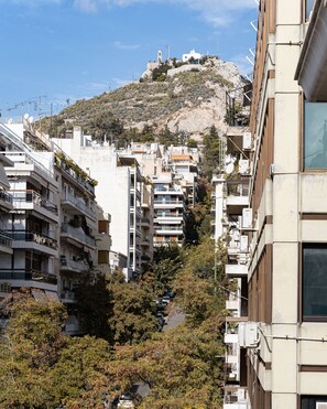 Luxury Apartment, 3 Bedrooms | Terrace/patio