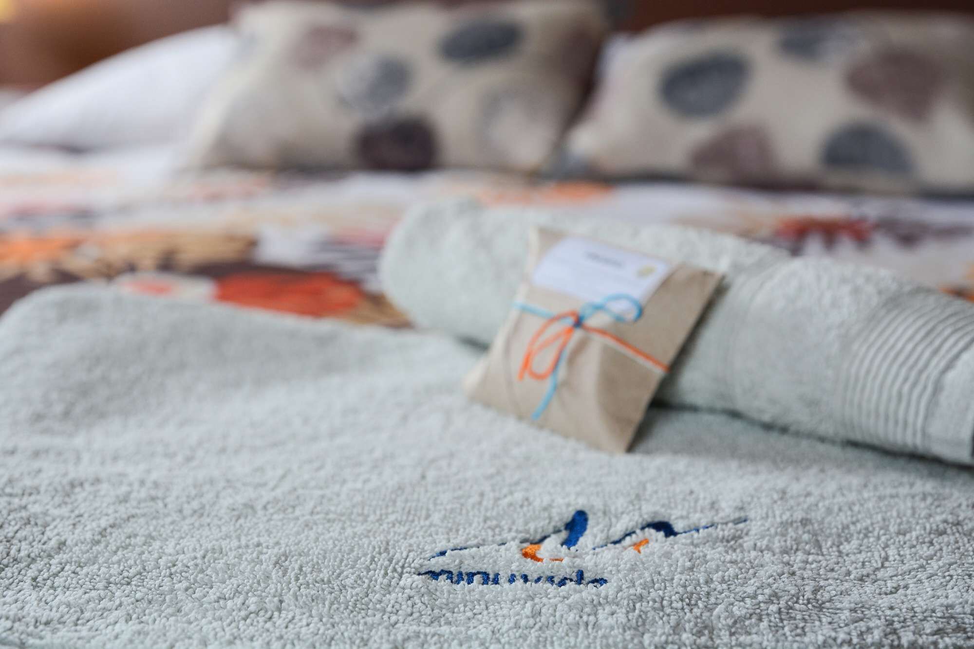 1 slaapkamer, een bureau, wifi, beddengoed