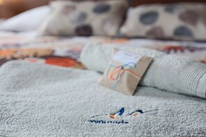 1 Schlafzimmer, Schreibtisch, WLAN, Bettwäsche