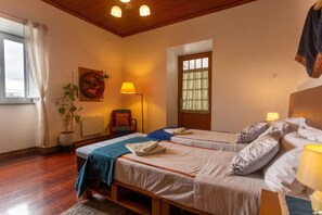 1 bedroom, desk, WiFi, bed sheets - Two-room beauty in exotic fruit orchard (Ribeira Grande)