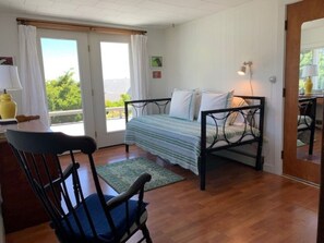 Extra Room w/Daybed - Harbor Outlook with Water Views (Vinalhaven)