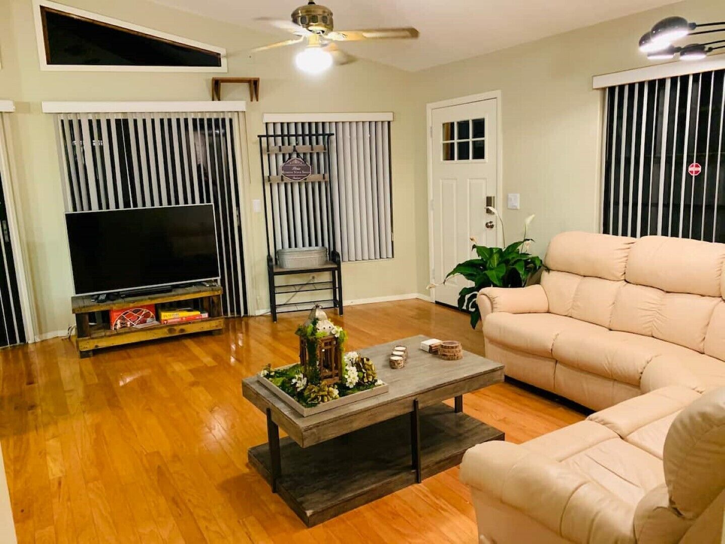 The Lake House - Tampa, FL