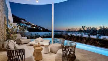 Elite Two-Bedroom Suite Sea View with Private Pool | Terrazza/patio