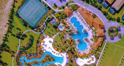 Dream Solterra Villa with 11 RM / DISNEY/POOL/SPA/5 STAR CLUB