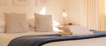 Relax on Rata Cottage 1