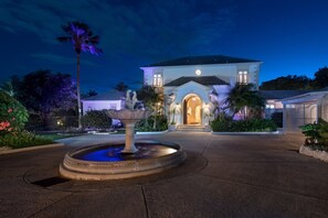 Villa, 4 Schlafzimmer, Poolblick | Außenbereich