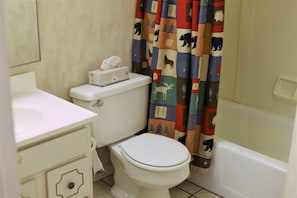 House (Windsor Hill C23, Waterville Valley) | Bathroom