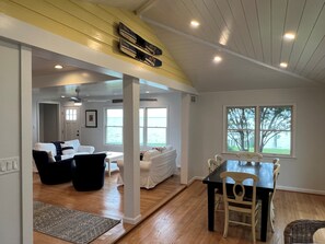 Téléviseur connecté, lecteur de DVD