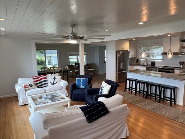 Téléviseur connecté, lecteur de DVD