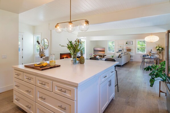 Interior - Elevated Mid-Century Modern Home in Montecito! (Santa Barbara)