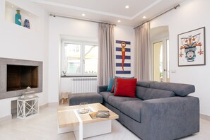 Flachbildfernseher, Kamin