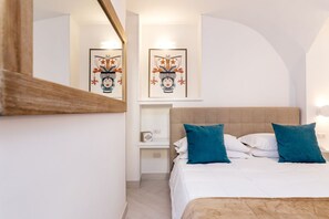 4 bedrooms, in-room safe, iron/ironing board, travel cot - MyExclusiveItaly - Spacious Villa with 4 rooms, pool, solarium&garden (Sant'Agnello)