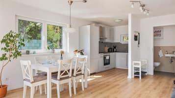 Kühlschrank, Ofen, Herdplatte, Geschirrspüler