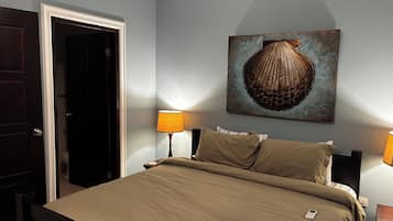 2 slaapkamers, een kluis op de kamer, een bureau