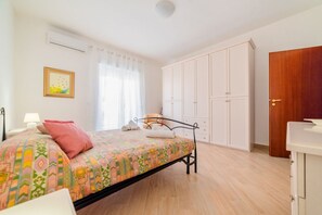 2 bedrooms, WiFi