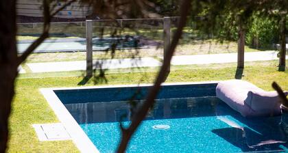 Fingal House-Ultimate Escape for Groups, Families & Retreats