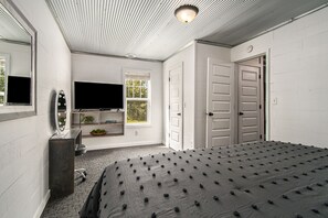 5 chambres, fer et planche à repasser, lit parapluie, Wi-Fi