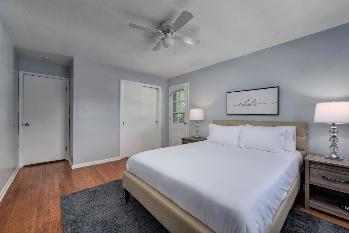Modern & Comfy ~ Close to Cleveland Clinic ~ Long-Stays Welcome ~ Safe Area