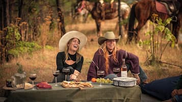 Alimentos y bebidas