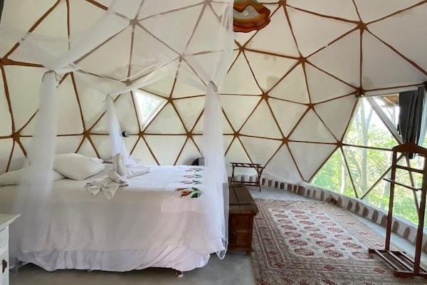 Tenda Design | Biancheria da letto di alta qualità, copriletto in piuma