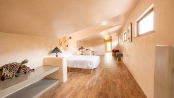 1 室のベッドルーム、WiFi (無料)、ベッドシーツ