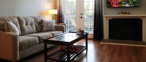 TV connectée, cheminée