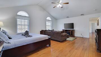 4 habitaciones, tabla de planchar con plancha, wifi y ropa de cama