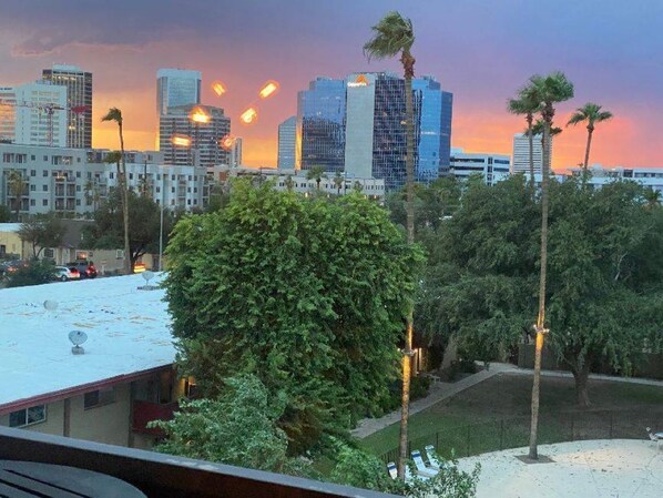 Property grounds - View Loft in "mid-town Phoenix (phoenix,)