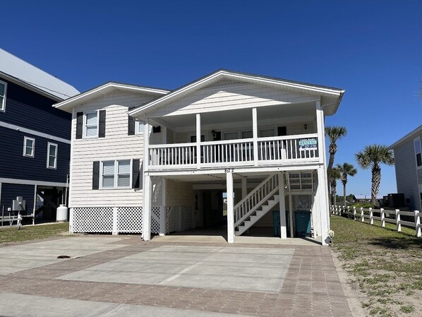 Exterior - Chase Lounge - Second Row (Channelfront) in Garden City Beach, SC (Garden City)