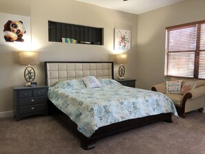 3 bedrooms, desk, iron/ironing board, free WiFi
