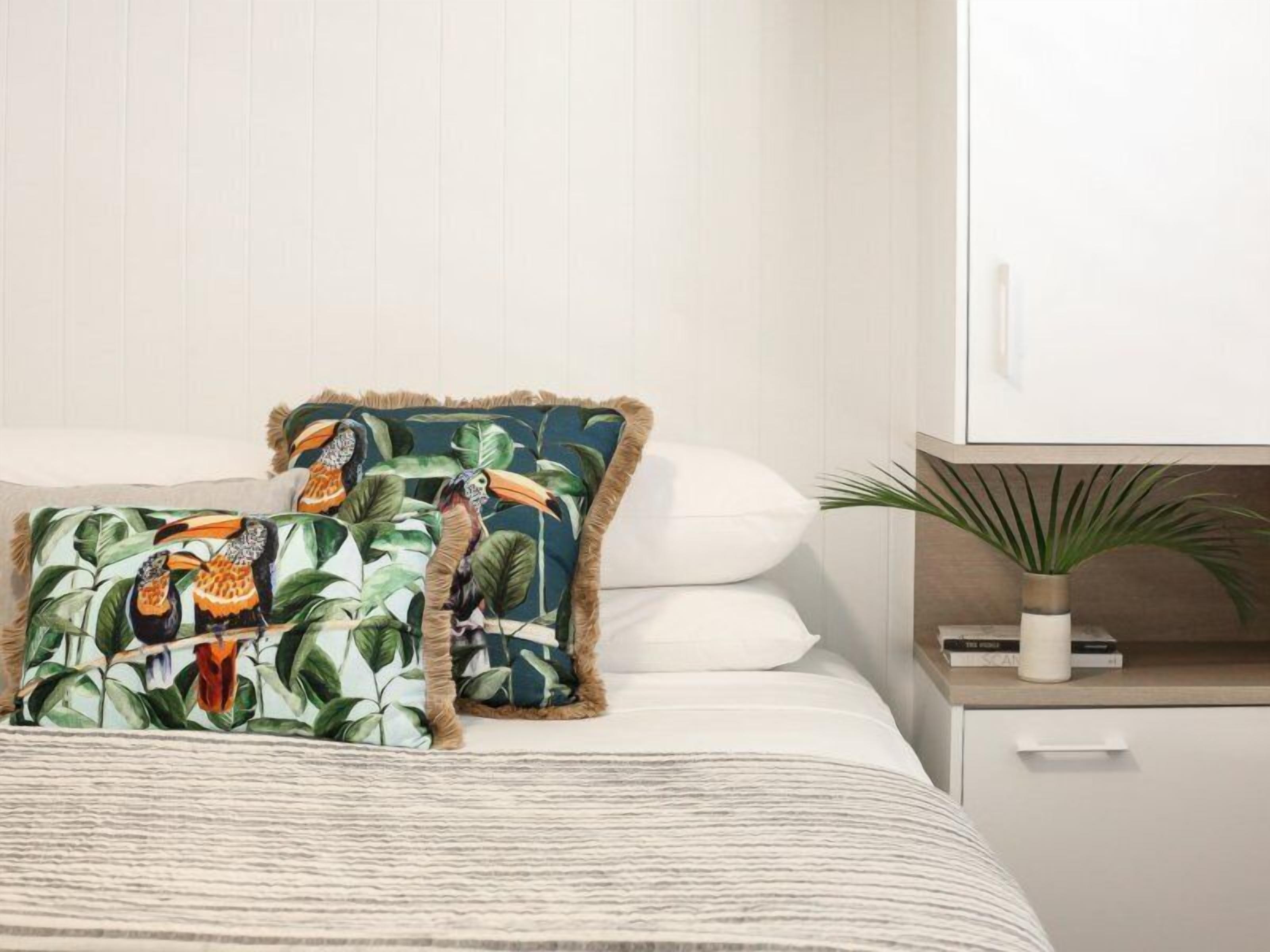 Located on Noosa Main Beach - Portofino 2 — image 8