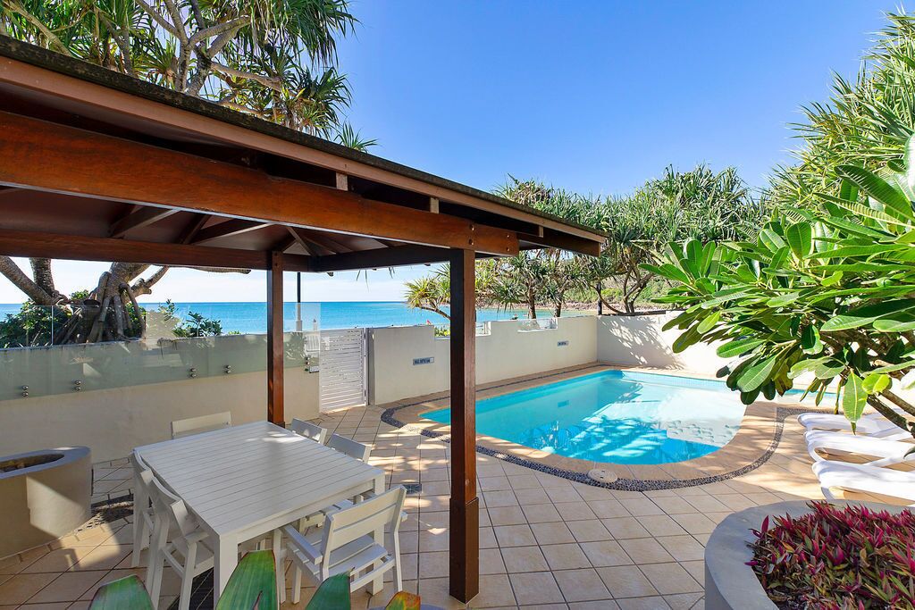 Located on Noosa Main Beach - Portofino 2 — image 4