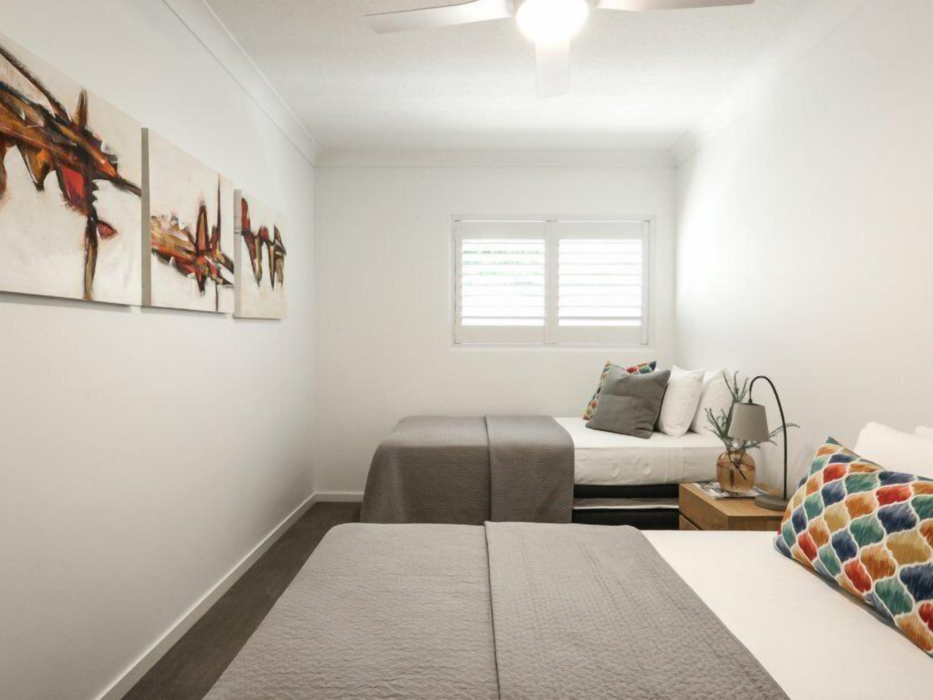 Located on Noosa Main Beach - Portofino 2 — image 6