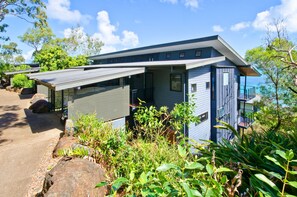 บริเวณภายนอก