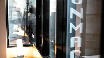 Premium Apartment, 2 Bedrooms, Non Smoking | Individually decorated, individually furnished, laptop workspace