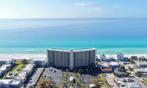 Exterior - End-unit condo with wraparound balcony, Free Beach Chair Service, and $300 Free Fun Daily Included! (Panama City Beach)