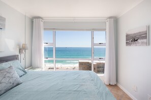 Apartment (3 Bedrooms) | Zimmersafe, Bügeleisen/Bügelbrett, kostenloses WLAN, Bettwäsche