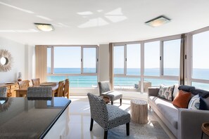 Living area - Ocean View A1101 by CTHA (Cape Town)