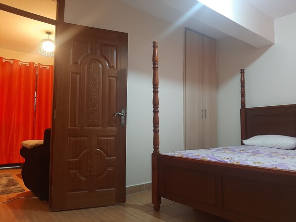 1 bedroom, WiFi, bed sheets