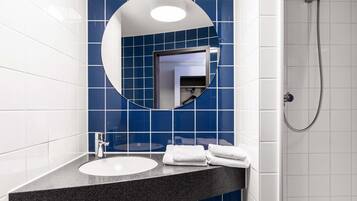 Hypoallergeen beddengoed, een bureau, geluiddichte muren, gratis wifi