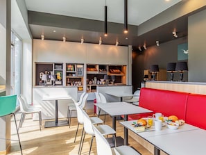 Dining - B&B Hotel Hamburg-Nord (Hamburg)