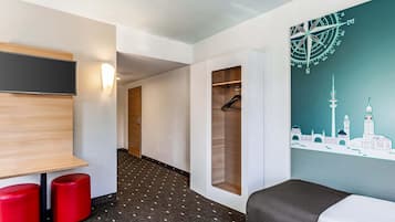 1 Schlafzimmer, Allergikerbettwaren, Schreibtisch