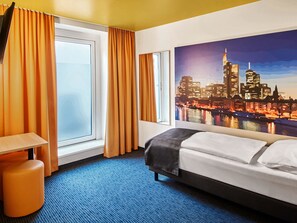 Hypo-allergenic bedding, desk, soundproofing, free WiFi - B&B Hotel Frankfurt-Hbf (Frankfurt)