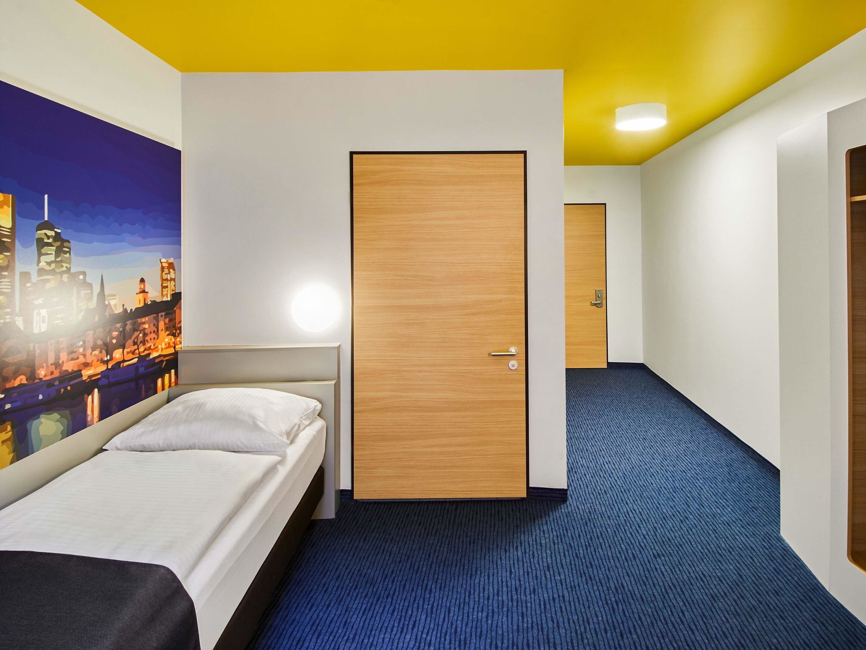 Foto - B&B HOTEL Frankfurt-Hbf