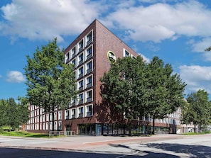 Exterior - B&B Hotel Hamburg City-Ost (Hamburg)