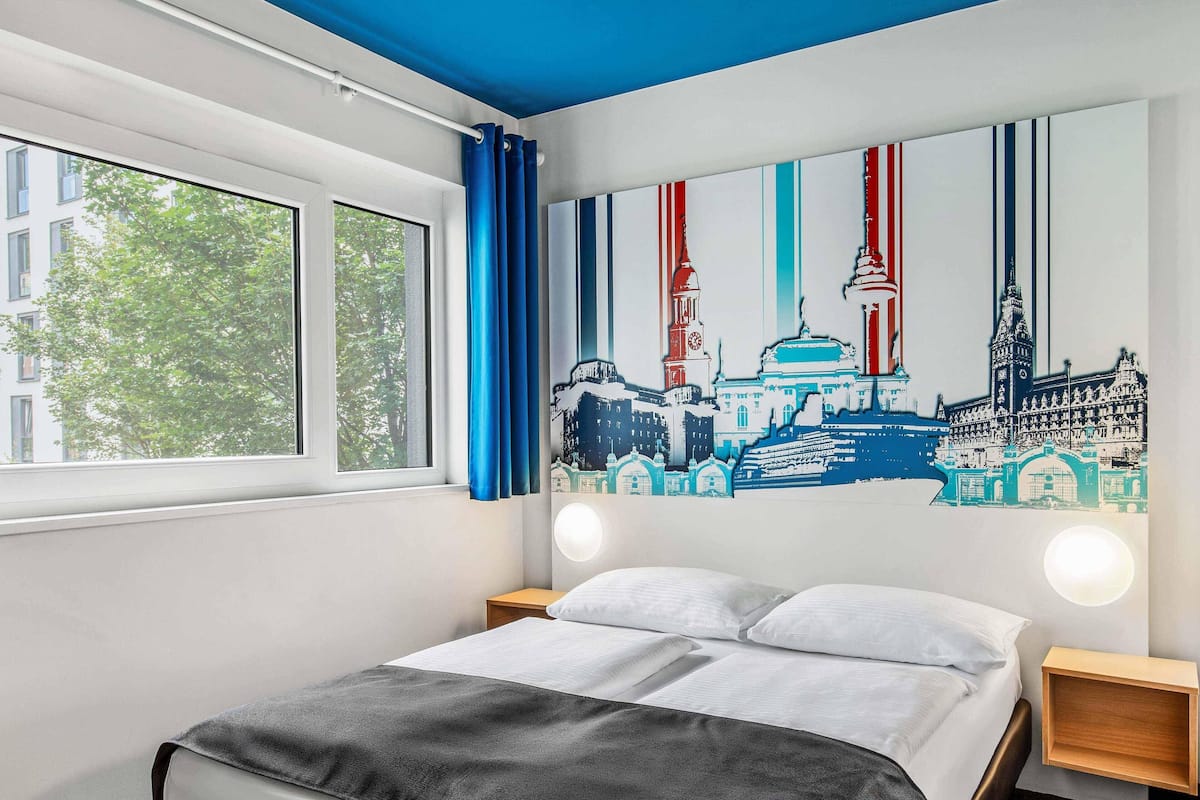 Tweepersoonskamer | Hypoallergeen beddengoed, een bureau, gratis wifi, beddengoed